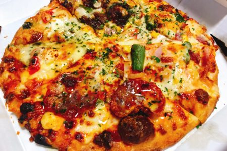 【ブログ更新】久しぶりに食べるピザは美味しいですね